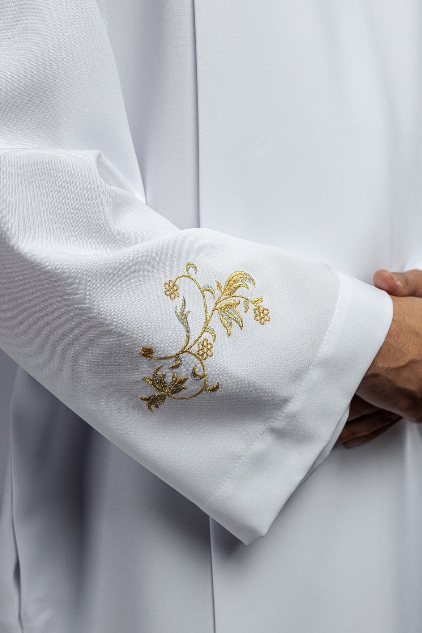 Smooth Priestly Alba with Collar KAB/003/04/12 135cm/164cm - HAFTINAUSA.COM