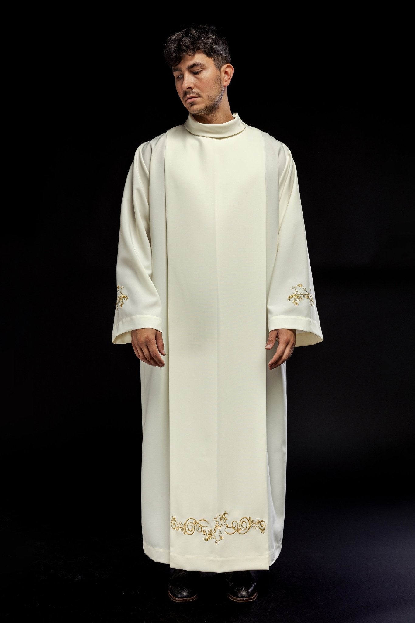 Smooth Priestly Alba with Collar KAB/003/05/12 135cm/164cm - HAFTINAUSA.COM