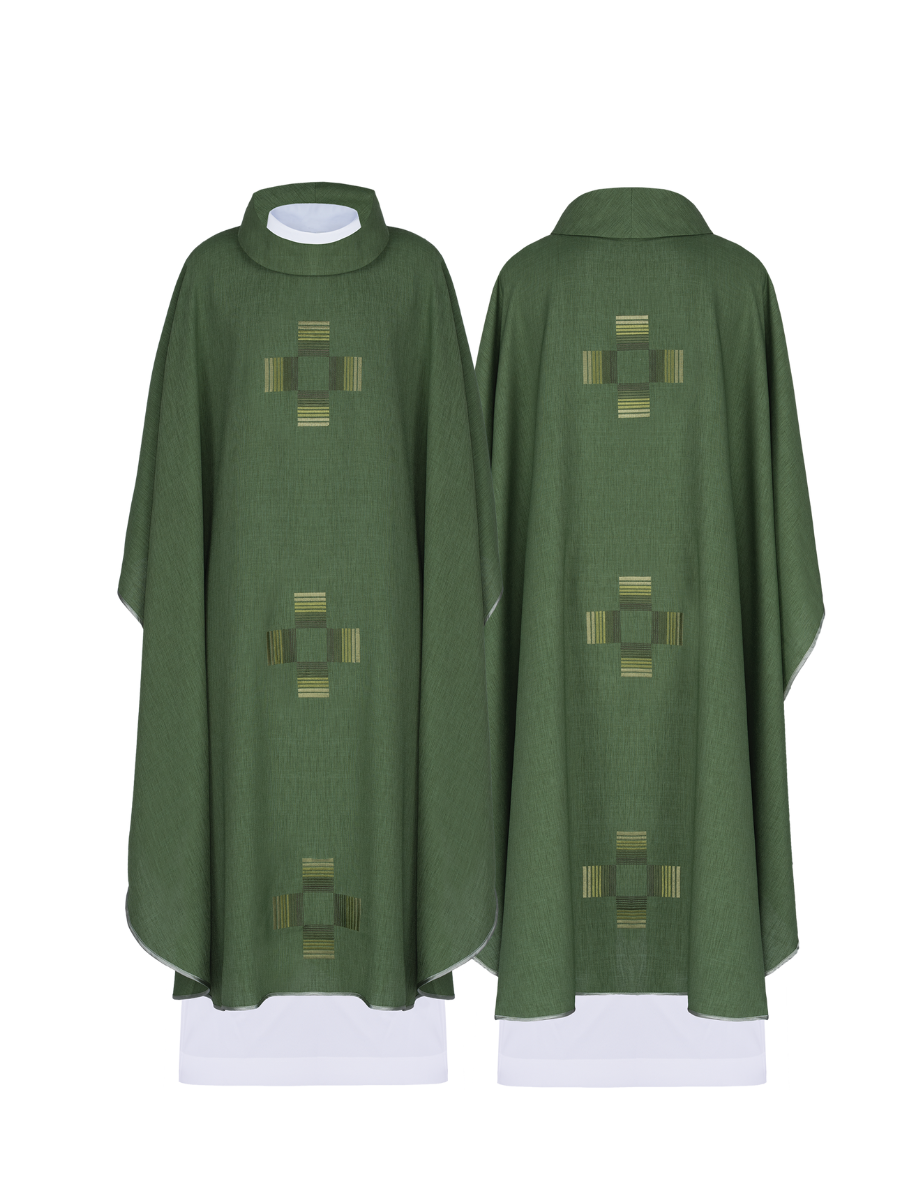 Green chasuble with embroidered crosses - HAFTINAUSA.COM